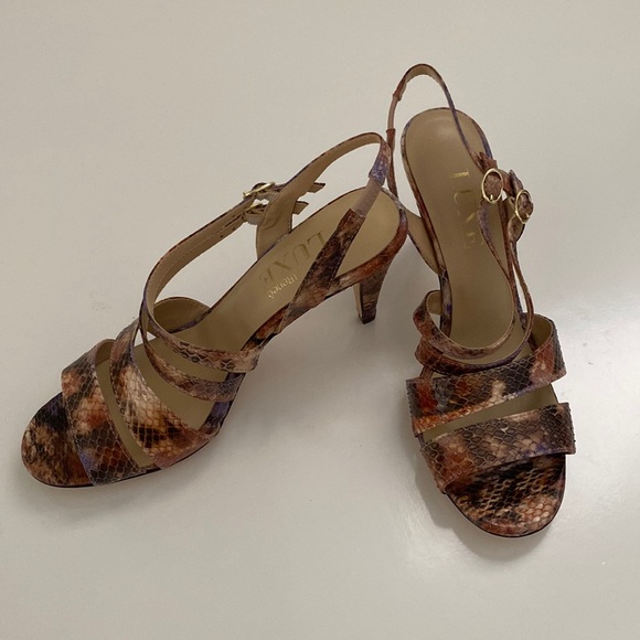 J.Renee Luxe snakeskin heels - Picture 3 of 6
